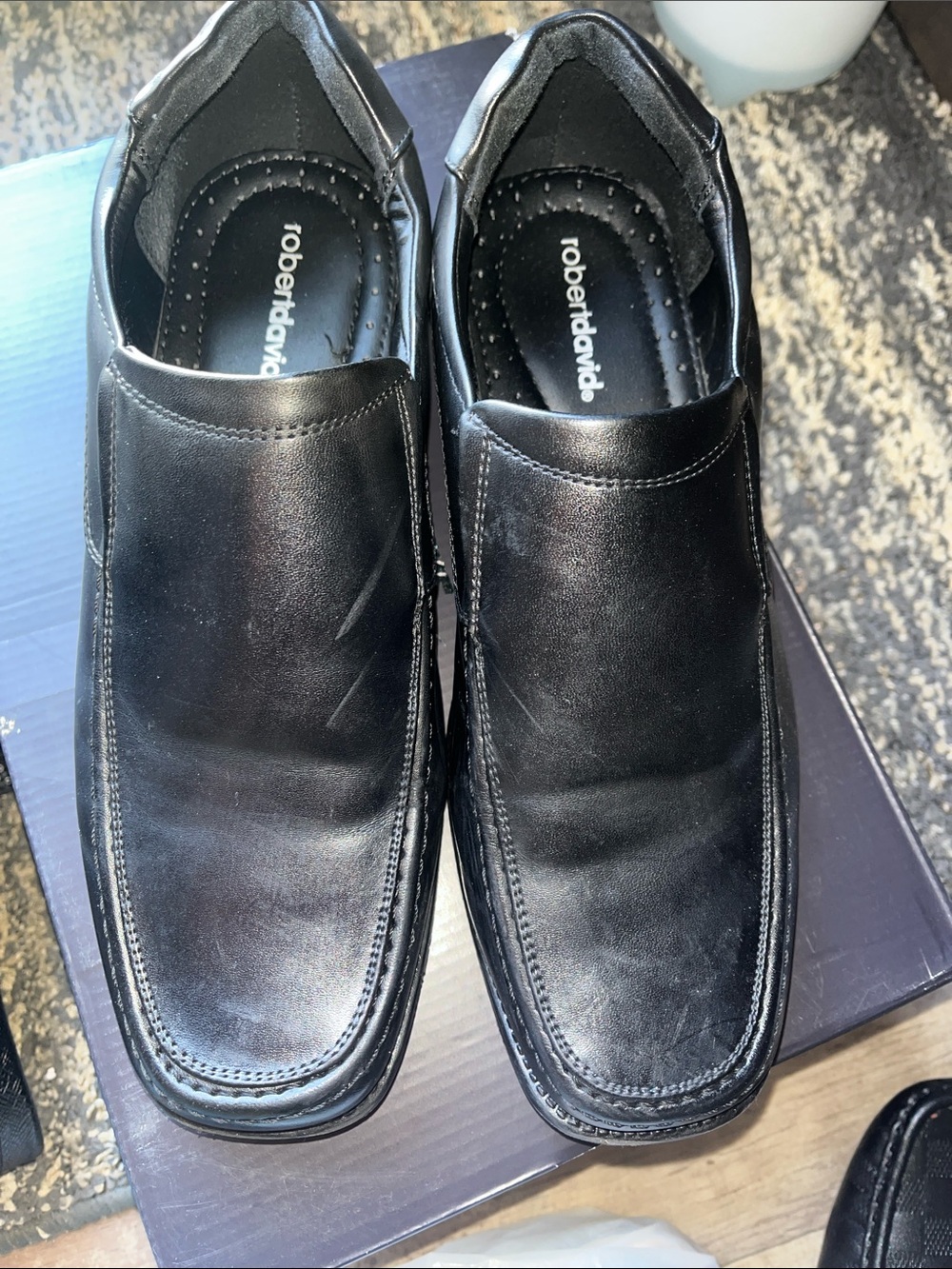 Men’s shoes
